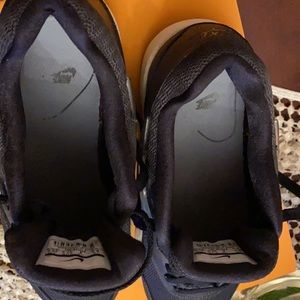 Girls sneakers size 6.5